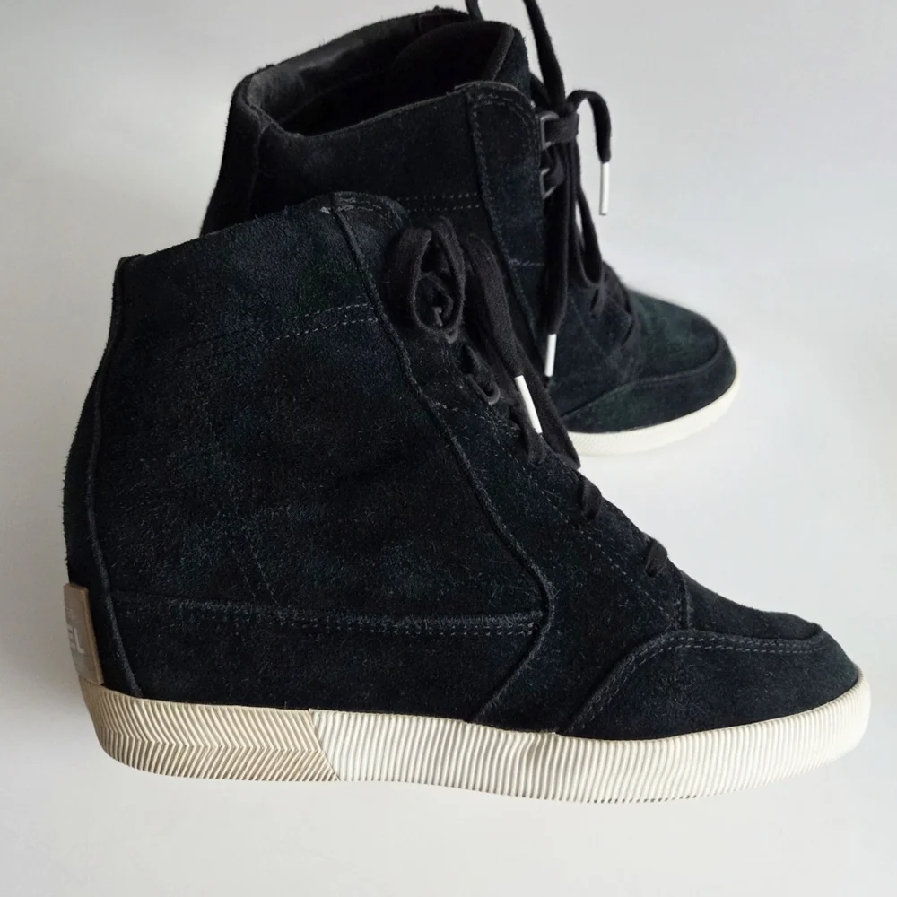 Sorel Out N About Suede Hidden Wedge Sneakers, Size 10